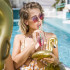 Flotador portavasos Swim Essentials Golden Swan 17 cm