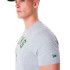 Camiseta New Era NBA Regular Milwaukee Bucks Gris Hombre