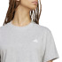 Camiseta adidas Essentials Small Logo Mujer Gris