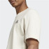 Camiseta adidas Essentials Single Embroidered Small Logo Hombre Beige