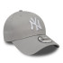 Gorra New Era New York Yankees Essential 9FORTY Gris