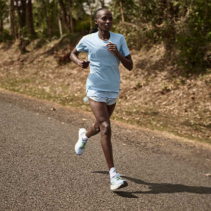 RUNNING adidas