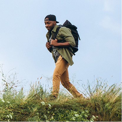 Descubre los Secretos de una Vida Activa: 5 Razones para Integrar Caminatas en tu Rutina