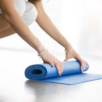 ¿Cómo elegir esterilla para hacer yoga?